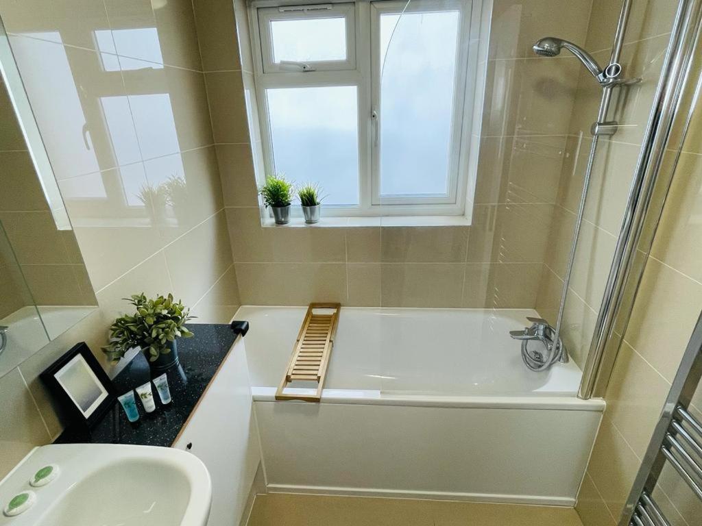 Enfield Chase Apartment 외부 사진